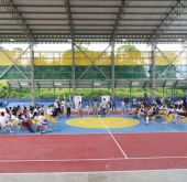 FOTOGRAFÍA POLIDEPORTIVO SOSTENIBLE EN LA URBANIZACIÓN SAN ANTONIO DEL ESTERO, BUENAVENTURA.