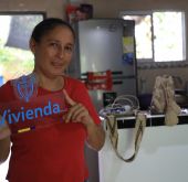 FOTOGRAFÍA, KELLY RIVERA BENEFICIARÍA DE MEJORAMIENTO DE VIVIENDA