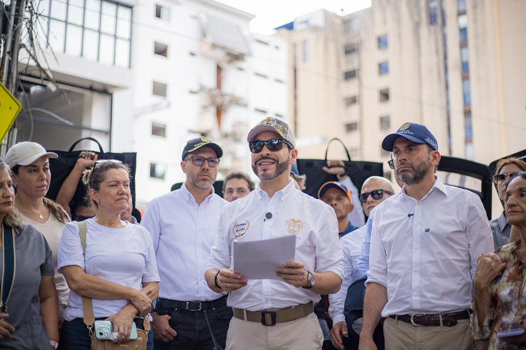 FOTOGRAFIA COMUNICADO MINVIVIENDA PREPARA MEDIDAS PARA APOYAR AFECTADOS POR TERREMOTO DE ESTRATOS 4,5 Y6 EN CALI 01