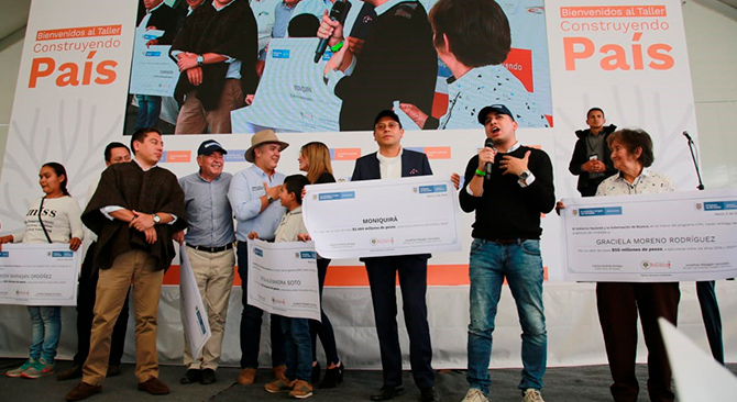 Minvivienda anuncio grandes inversiones en vivienda y agua para Boyaca