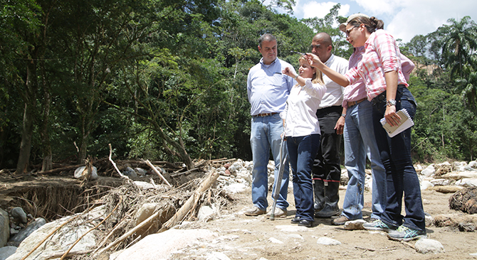 Minvivienda continua en Mocoa liderando plan de choque de vivienda y agua para la poblacion