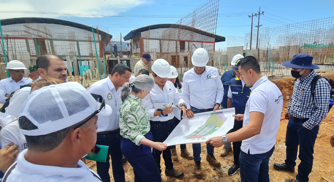 Ministra de Vivienda hace seguimiento a obras de construcción de Sauces II - Mocoa (Putumayo). Foto: Archivo prensa (MVCT)