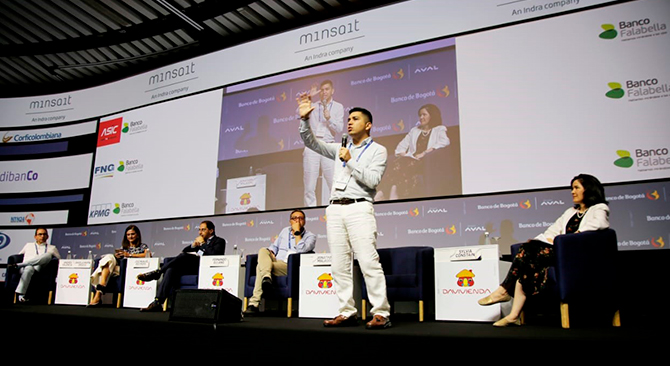Minvivienda presento radiografia de los retos del sector constructor en Convencion Bancaria