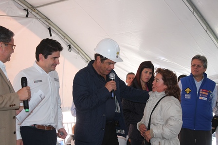 En gira por Caldas, Minvivienda entregara subsidios para ahorradores en Chinchina, sorteara viviendas gratis en Neira e inspeccionara Planta Niza en Manizales