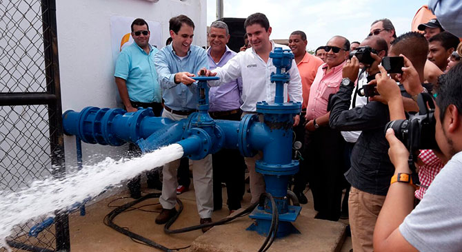Llega el agua para La Guajira a traves de excavacion de pozos profundos Minvivienda