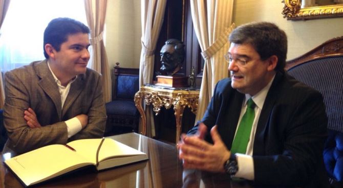 Termina productiva gira del Ministro de Vivienda en Espana