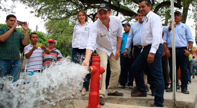 Gobierno entrego soluciones de agua y alcantarillado a mas de 46 mil tolimenses