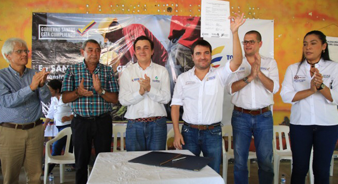 Minvivienda llego con millonarias inversiones en vivienda y agua para La Guajira y el Cesar