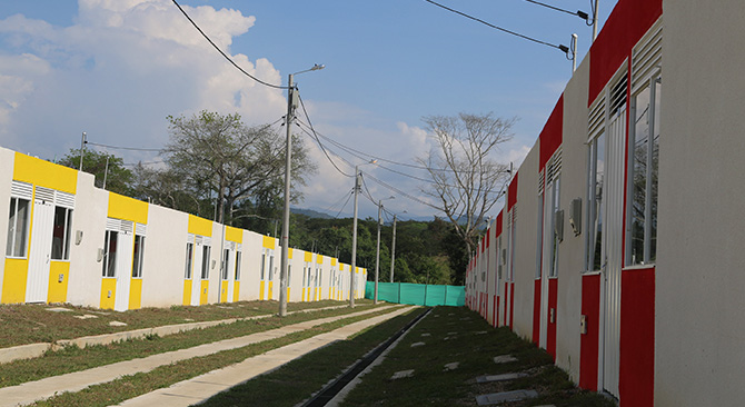 Minvivienda entrega mañana 305 viviendas gratis a igual número de familias en Simijaca, Pacho y Tocaima, Cundinamarca