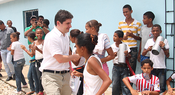El Ministro de Vivienda, Luis Felipe Henao sorteará este viernes 641 viviendas en Magdalena y participará en Feria del Servicio en el proyecto Las Gardenias en Barranquilla