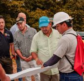 FOTOGRAFIA VISITA A CONSTRUCCION PTAR VILLA CAROLA