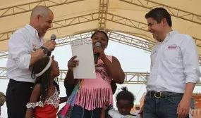 Gobierno Nacional entrego 500 viviendas gratis y anuncio inversiones en alcantarillado en Turbo Antioquia Gobierno Nacional entrego 500 viviendas gratis y anuncio inversiones en alcantarillado en Turbo Antioquia