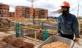 El empleo está en línea con lo que ha sucedido con las ventas de vivienda nueva, que en 2020 sumaron 200.324 unidades comercializadas. Foto: René Valenzuela (MVCT)