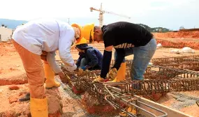 Inicia construccion de 909 viviendas para damnificados en Mocoa