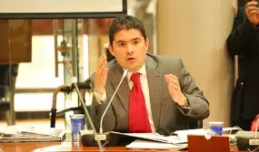 Nuevas inversiones por $111.500 millones para obras de agua y saneamiento básico para La Guajira anunció Minvivienda hoy en el Congreso Nuevas inversiones por $111.500 millones para obras de agua y saneamiento básico para La Guajira anunció Minvivienda hoy en el Congreso