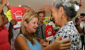 Estamos cumpliendo el sueno del Presidente de que Colombia sea un pais de propietarios Elsa Noguera Estamos cumpliendo el sueno del Presidente de que Colombia sea un pais de propietarios Elsa Noguera