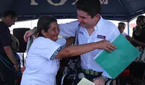 Minvivienda sorteó y entregó viviendas para 951 familias en extrema pobreza de La Guajira Minvivienda sorteó y entregó viviendas para 951 familias en extrema pobreza de La Guajira