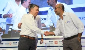 La politica de Vivienda contribuyo a que miles de colombianos salieran de la pobreza extrema Presidente Santos La politica de Vivienda contribuyo a que miles de colombianos salieran de la pobreza extrema Presidente Santos
