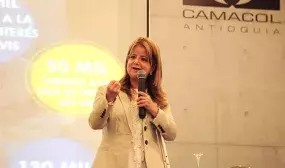 Nuestra politica de vivienda reduce la pobreza genera empleo y dinamiza la economia Elsa Noguera Nuestra politica de vivienda reduce la pobreza genera empleo y dinamiza la economia Elsa Noguera