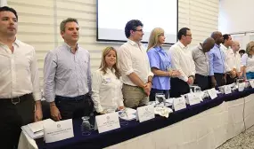 Ministra Elsa Noguera asiste a mesa de trabajo sobre el Plan de Choque en Buenaventura Ministra Elsa Noguera asiste a mesa de trabajo sobre el Plan de Choque en Buenaventura