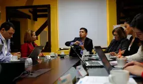 El ministro de Vivienda Ciudad y Territorio Jonathan Malagon cito a la empresa de servicios publicos Essmar y a la alcaldia de Santa Marta a reunion de seguimiento al Plan de accion para garantizar las soluciones de agua El ministro de Vivienda Ciudad y Territorio Jonathan Malagon cito a la empresa de servicios publicos Essmar y a la alcaldia de Santa Marta a reunion de seguimiento al Plan de accion para garantizar las soluciones de agua