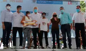 Una inversión de $20 mil millones del Gobierno Nacional y la Alcaldía de Ibagué para 1.800 mejoramientos tendrá la ciudad. Foto: Sharon Durán (MVCT)