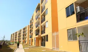 Durante el gobierno del presidente Iván Duque, 142.961 familias han cumplido el anhelo de convertirse en propietarias en todo el territorio nacional. Ministerio de Vivienda, Ciudad y Territorio. (MVCT)