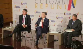 Presidente Santos anuncio inversiones por 1_6 billones de pesos para vivienda en el 2017 Presidente Santos anuncio inversiones por 1_6 billones de pesos para vivienda en el 2017