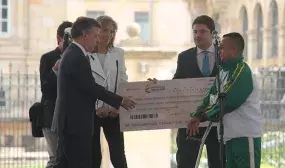 MinVivienda entrego casa gratis a 72 heroes de la patria heridos en combate MinVivienda entrego casa gratis a 72 heroes de la patria heridos en combate