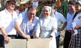 Empezo construccion del Megacolegio que atendera a 880 ninos del proyecto de gratuidad Altos de la Sabana en Sincelejo Empezo construccion del Megacolegio que atendera a 880 ninos del proyecto de gratuidad Altos de la Sabana en Sincelejo