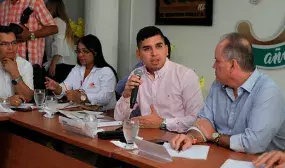 Minvivienda vuelve al Cesar para hacer seguimiento a proyectos Minvivienda vuelve al Cesar para hacer seguimiento a proyectos