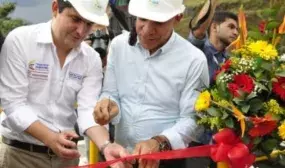 Minvivienda y Alcaldia de Pereira entregan manana 117 viviendas a familias afectadas por ola invernal Minvivienda y Alcaldia de Pereira entregan manana 117 viviendas a familias afectadas por ola invernal