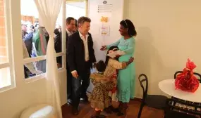 Presidente Juan Manuel Santos entrego 1537 viviendas gratis en Bogota Presidente Juan Manuel Santos entrego 1537 viviendas gratis en Bogota