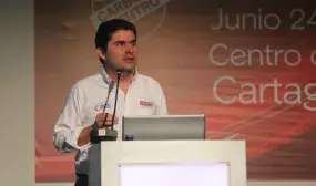 En dos anos duplicamos los recursos para el sector de acueducto alcantarillado y aseo Tenemos 5 7 billones en inversiones Minvivienda En dos anos duplicamos los recursos para el sector de acueducto alcantarillado y aseo Tenemos 5 7 billones en inversiones Minvivienda