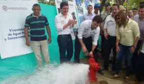 Un pais con todos los municipios con agua potable es un pais en paz Minvivienda Un pais con todos los municipios con agua potable es un pais en paz Minvivienda