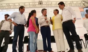 Un total de 300 familias de Ibagué, que ganan entre 1 y 2 salarios mínimos, hoy le dijeron adiós a pagar arriendo Un total de 300 familias de Ibagué, que ganan entre 1 y 2 salarios mínimos, hoy le dijeron adiós a pagar arriendo