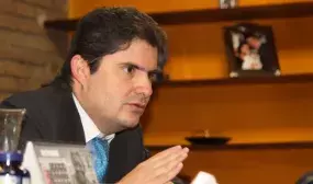 “Los desplazados tienen toda la razón, la política de vivienda de Gustavo Petro ha sido en contra de los más vulnerables”: Minvivienda “Los desplazados tienen toda la razón, la política de vivienda de Gustavo Petro ha sido en contra de los más vulnerables”: Minvivienda