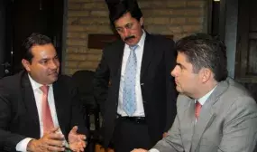 Ministro de Vivienda se reunió con Gobernador electo de Santander Ministro de Vivienda se reunió con Gobernador electo de Santander