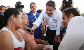 Mañana Montebello recibe la alegría de las viviendas gratis Mañana Montebello recibe la alegría de las viviendas gratis