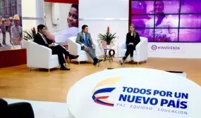 Minvivienda pasó al tablero: con $4,4 billones se construyeron las primeras 100 mil viviendas gratis Minvivienda pasó al tablero: con $4,4 billones se construyeron las primeras 100 mil viviendas gratis