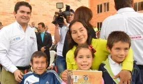 “En Duitama estamos construyendo más de 800 viviendas para ahorradores”: Minvivienda “En Duitama estamos construyendo más de 800 viviendas para ahorradores”: Minvivienda