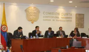 “Nuevo esquema regional para rellenos sanitarios prevé más recursos para proyectos de agua potable y saneamiento básico”: Minvivienda “Nuevo esquema regional para rellenos sanitarios prevé más recursos para proyectos de agua potable y saneamiento básico”: Minvivienda