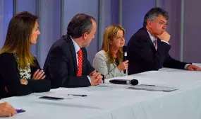 Presidente Santos designo a Minvivienda para poner orden en materia de agua potable en La Guajira Presidente Santos designo a Minvivienda para poner orden en materia de agua potable en La Guajira