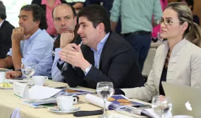 En jornada de trabajo con las CARS Minvivienda presento los resultados sectoriales de la politica de riesgo En jornada de trabajo con las CARS Minvivienda presento los resultados sectoriales de la politica de riesgo