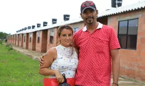 Indigenas y campesinos del Cauca recibiran vivienda gratuita Indigenas y campesinos del Cauca recibiran vivienda gratuita