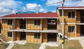 238 familias damnificadas por el invierno recibieron su casa nueva en Venecia, corregimiento de Bolombolo, Antioquia