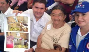 El Presidente Santos y el Ministro de Vivienda entregaron mejoramientos de vivienda a familias humildes de Bucaramanga El Presidente Santos y el Ministro de Vivienda entregaron mejoramientos de vivienda a familias humildes de Bucaramanga
