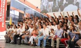 Presidente Juan Manuel Santos inauguro Megacolegio para casas gratis de Barranquilla Presidente Juan Manuel Santos inauguro Megacolegio para casas gratis de Barranquilla