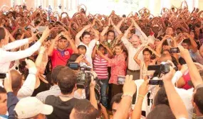 En el 2015 la vivienda seguira jalonando la economia y cambiando la vida de millones de colombianos En el 2015 la vivienda seguira jalonando la economia y cambiando la vida de millones de colombianos