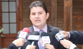 En 325% creció el área licenciada para vivienda social en mayo de 2013